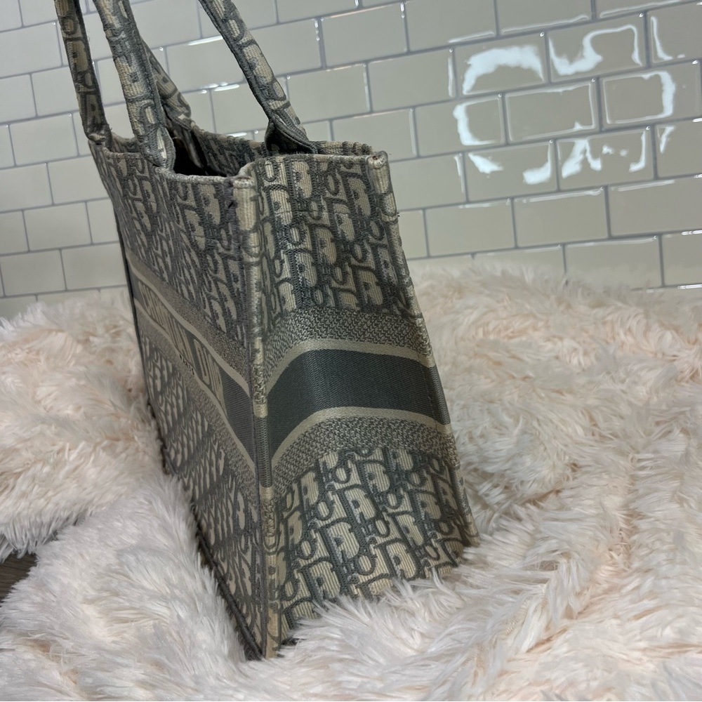 Christian Dior Oblique Medium Book Tote in Grey - Picture 5 of 10